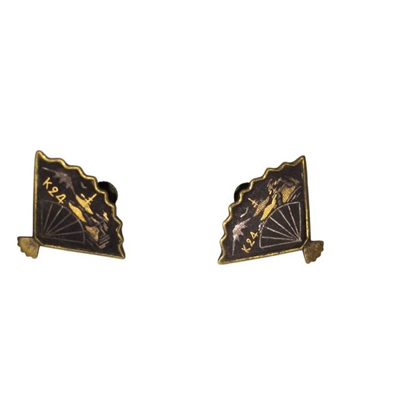 Vintage Women's Japanese Damascene fan K24 Gold Tone Screw Back Earrings - Picture 2 of 6